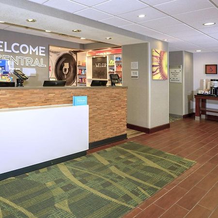 Hampton Inn Hays-North Of I-70 Eksteriør bilde