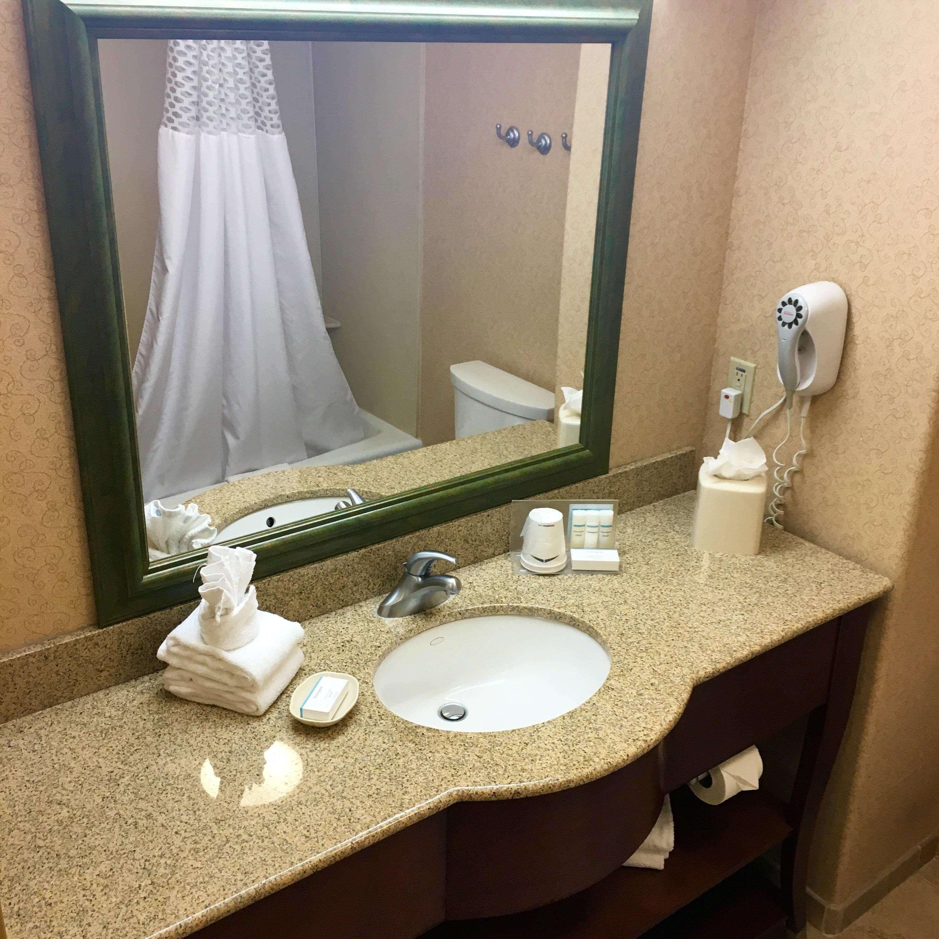 Hampton Inn Hays-North Of I-70 Eksteriør bilde