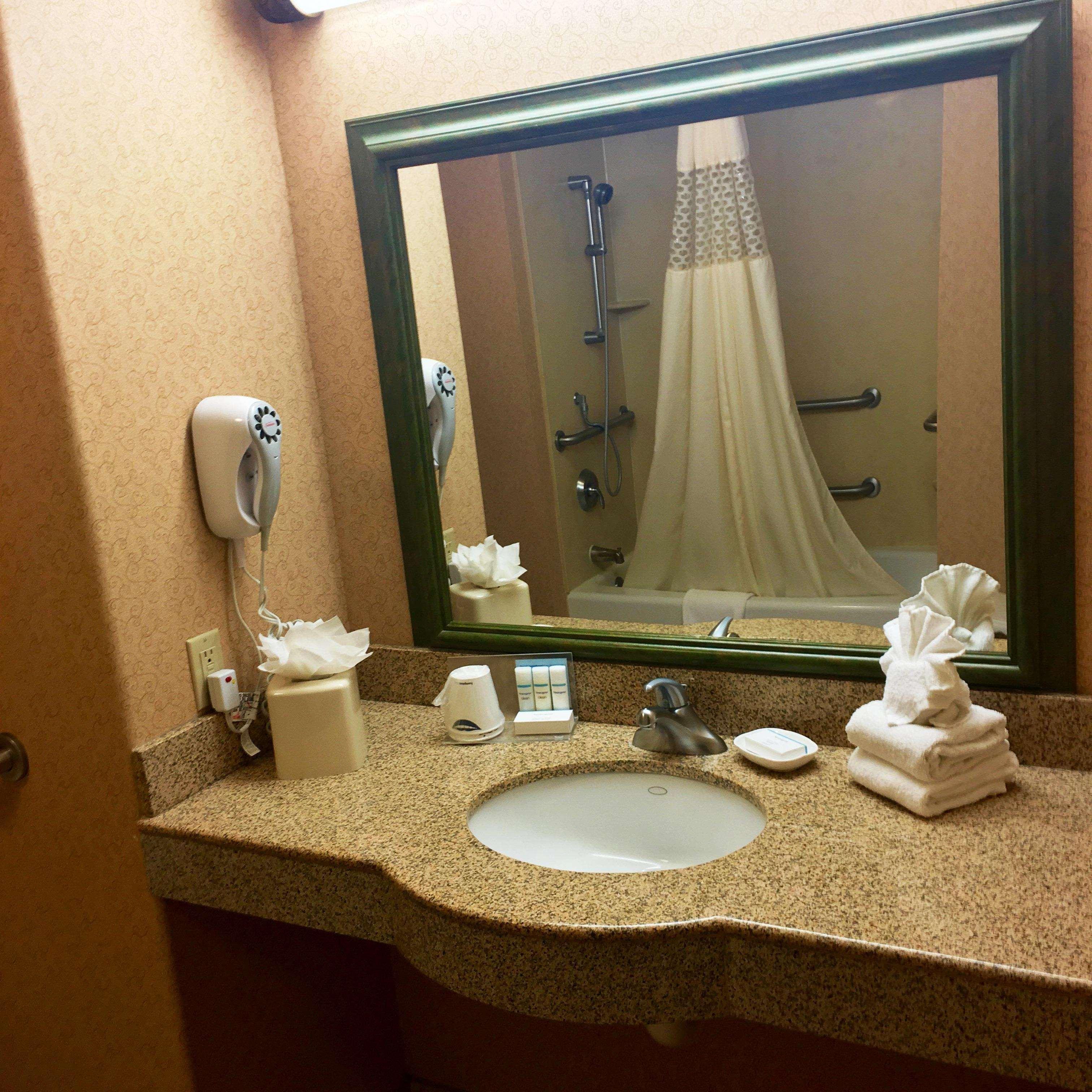 Hampton Inn Hays-North Of I-70 Eksteriør bilde